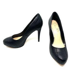 Jessica Simpson Nelson Almond Toe Alligator Pump